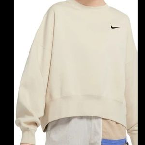 Nike crewneck